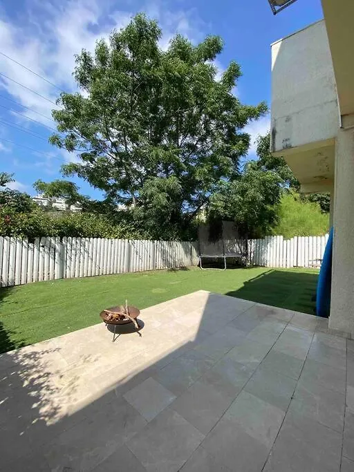 Spacious 1Br Gem In The Carmel Center Apartment Haifa 0*,